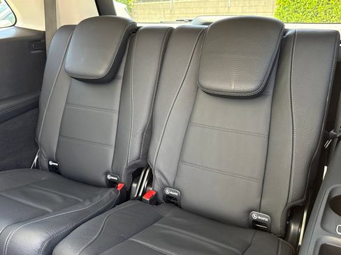 Used 2026 Mercedes-Benz GLS 450 4MATIC image 38