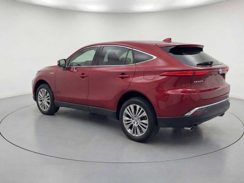 Used 2021 Toyota Venza Limited w/ Advanced Technology Package image 5