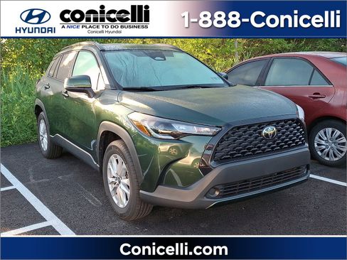 Used 2023 Toyota Corolla Cross LE AWD/4WD image 1