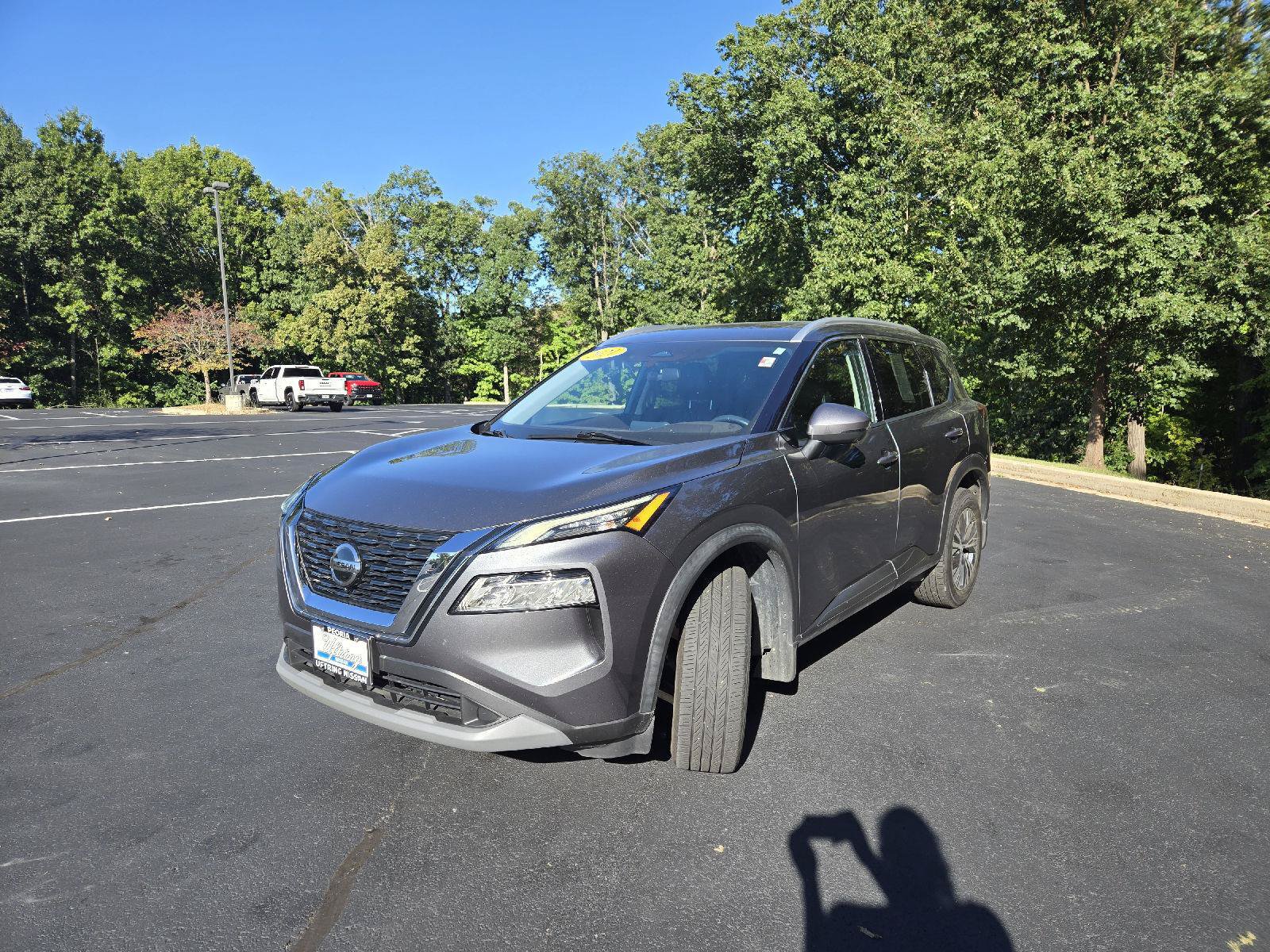 Used 2021 Nissan Rogue SV w/ Premium Package AWD/4WD image 4