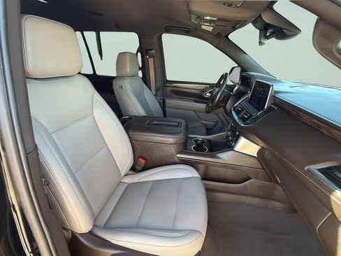 Used 2023 Chevrolet Tahoe LT AWD/4WD image 10