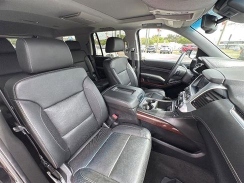 Used 2018 GMC Yukon SLT w/ Premium Edition image 9