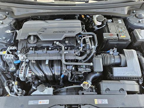 New 2026 Hyundai Elantra SEL Sport Premium FWD image 31