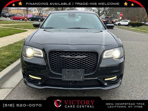 Used 2023 Chrysler 300 Touring L w/ Popular Equipment Group image 2