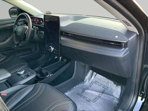 Used 2021 Ford Mustang Mach-E Premium RWD image 18
