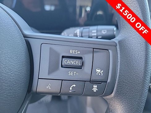 New 2025 Nissan Kicks S image 24