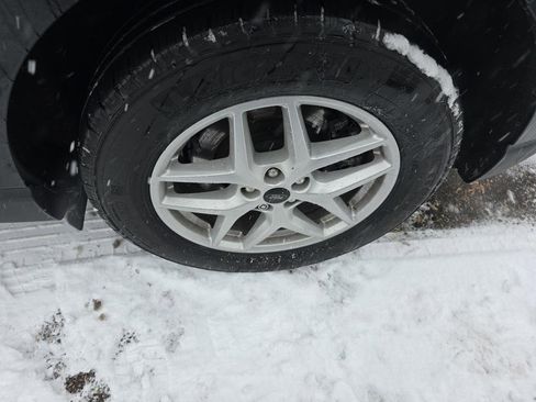 Used 2023 Ford Edge SEL w/ Convenience Package image 10