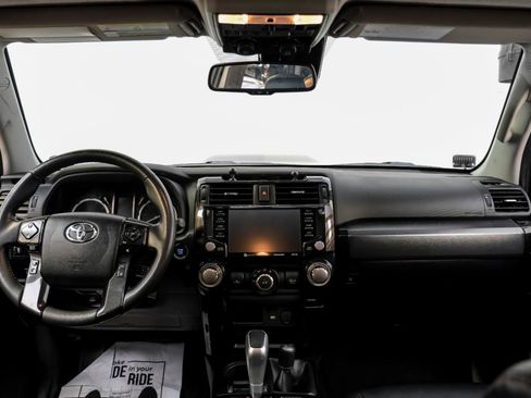 Used 2022 Toyota 4Runner TRD Off-Road Premium w/ Moonroof Package AWD/4WD image 12