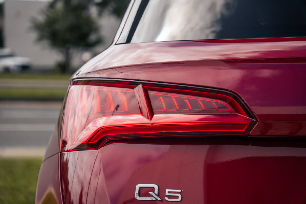 Used 2019 Audi Q5 2.0T Premium Plus AWD/4WD image 11