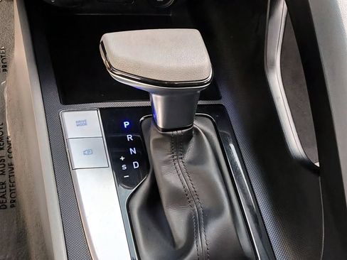 Used 2022 Hyundai Elantra SEL FWD image 30