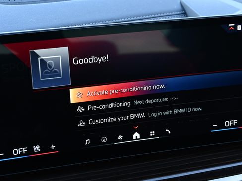 Certified 2025 BMW X5 xDrive40i image 32