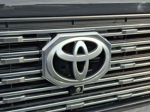 Used 2024 Toyota Tacoma Limited image 30