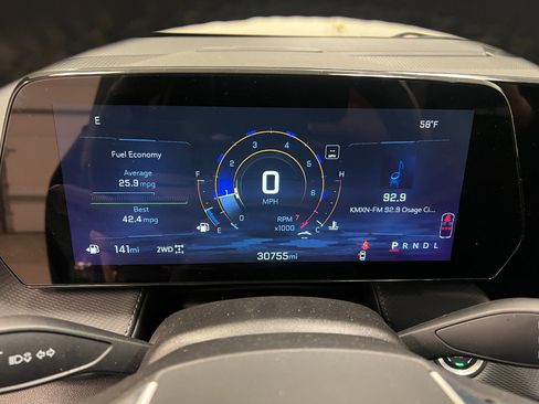 Used 2025 Chevrolet Equinox LT w/ Convenience Package II image 36