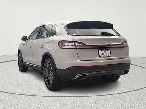Used 2019 Lincoln Nautilus Reserve image 6