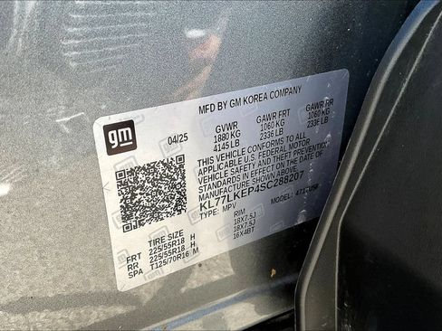 Used 2025 Chevrolet Trax ACTIV FWD image 33