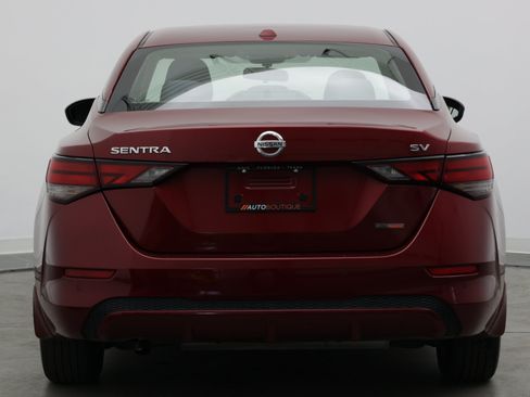Used 2021 Nissan Sentra SV FWD image 6