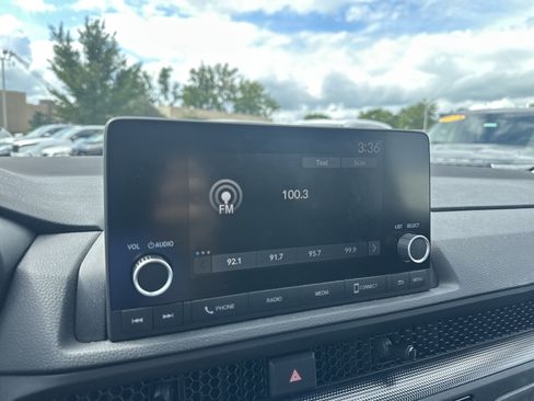 Used 2024 Honda CR-V EX image 27