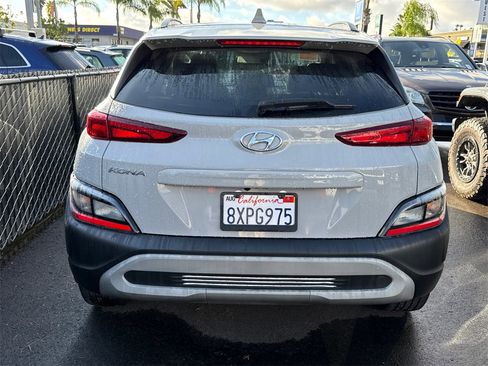 Used 2022 Hyundai Kona SEL image 19