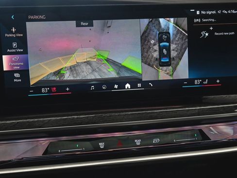 Used 2023 BMW i7 xDrive60 w/ Executive Package 2 image 24