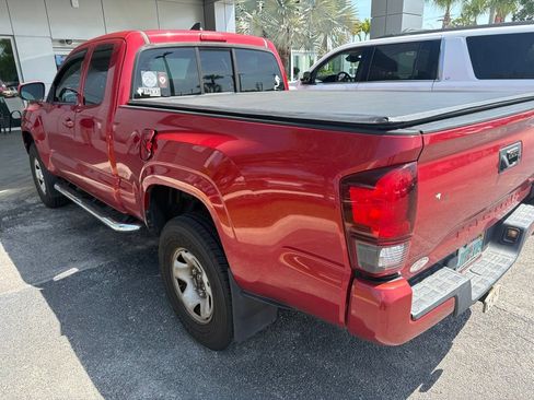 Used 2018 Toyota Tacoma SR w/ SR Convenience Package RWD image 3