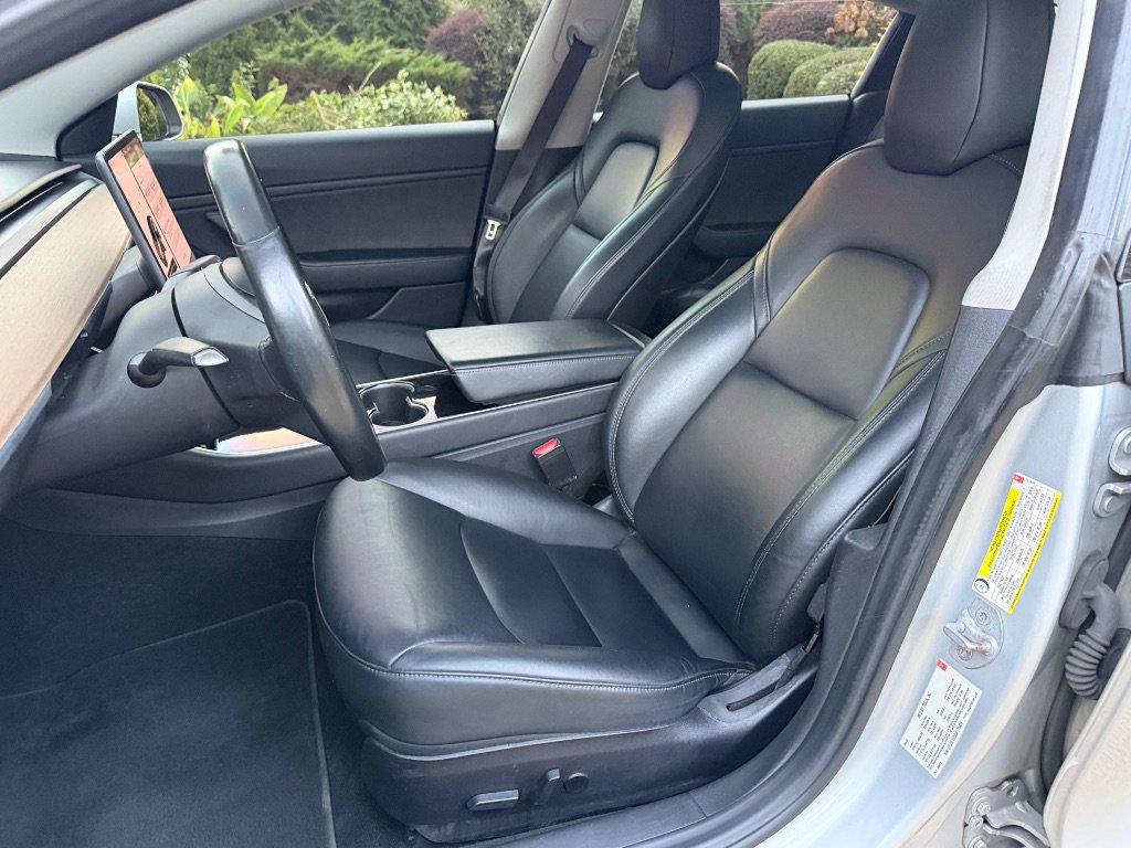 Used 2018 Tesla Model 3 Long Range AWD/4WD image 11