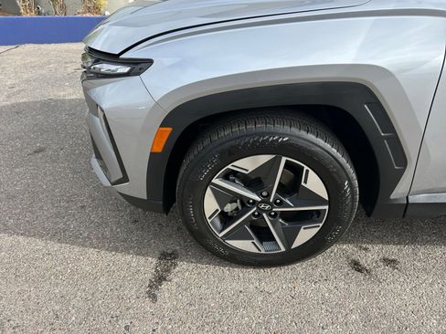 Used 2025 Hyundai Tucson SEL image 11