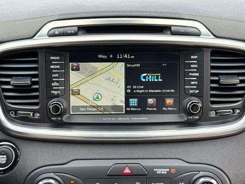 Used 2016 Kia Sorento SX w/ SXL Technology Package AWD/4WD image 21