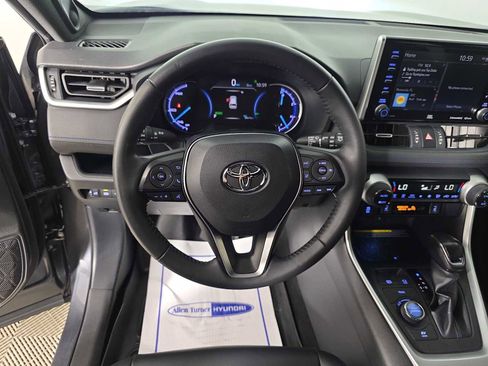 Used 2020 Toyota RAV4 XSE image 12