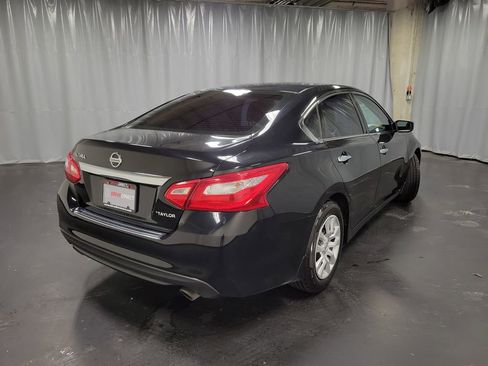 Used 2017 Nissan Altima 2.5 S w/ Power Driver Seat Package image 9