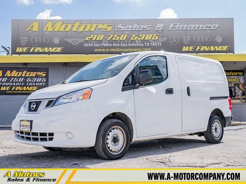 Used 2020 Nissan NV200 S w/ Back Door Glass Package image 1