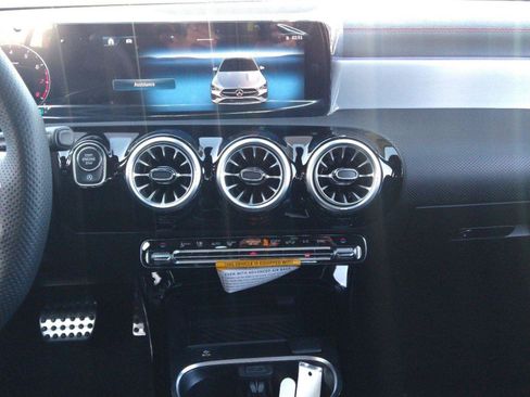 New 2024 Mercedes-Benz CLA 250 4MATIC image 9