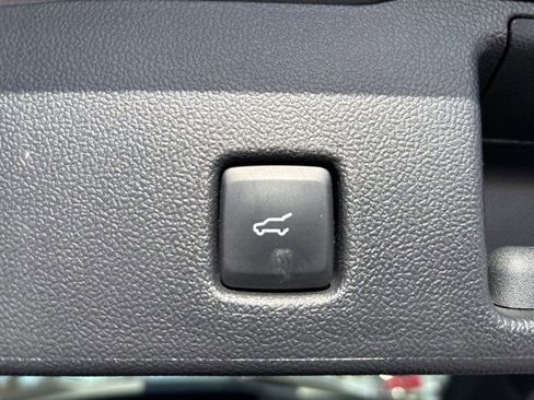 Certified 2023 Ford Escape ST-Line w/ Tech Pack #1 AWD/4WD image 15