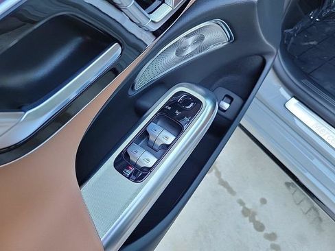 Certified 2025 Mercedes-Benz E 350 4MATIC Sedan image 23