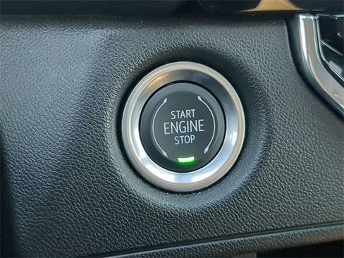 Used 2024 Chevrolet Colorado Trail Boss w/ Advanced Trailering Package image 31