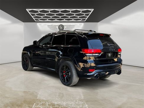 Used 2018 Jeep Grand Cherokee SRT w/ Trailer Tow Group IV image 3