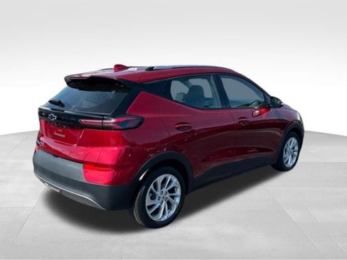 Used 2022 Chevrolet Bolt EUV LT FWD image 6