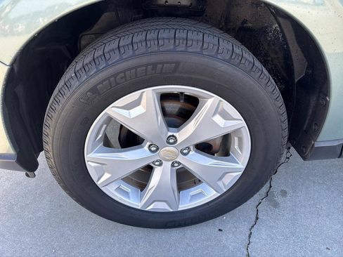 Used 2016 Subaru Forester 2.5i Premium w/ Popular Package #1 image 11