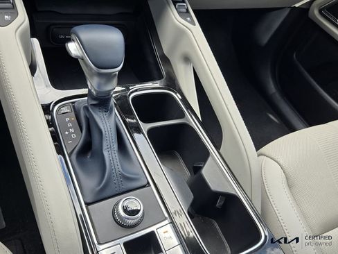 Certified 2024 Kia Telluride EX w/ EX Captain's Chair Package image 24