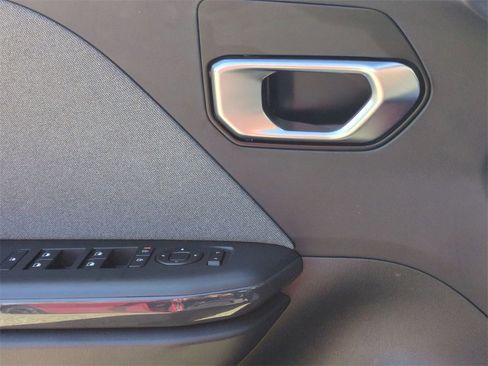 Certified 2025 Kia K4 EX image 21