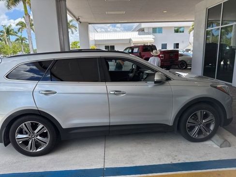 Used 2015 Hyundai Santa Fe GLS w/ Option Group 03 FWD image 1