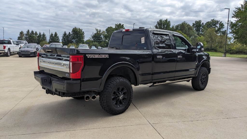 Used 2020 Ford F350 Platinum w/ Tremor Off-Road Package AWD/4WD image 3