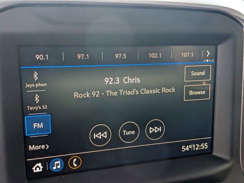 Certified 2022 Chevrolet Silverado 2500 W/T image 27