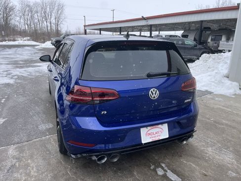 Used 2019 Volkswagen Golf R 4-Door image 11
