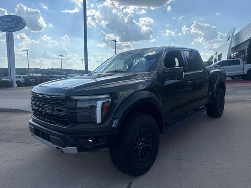Used 2024 Ford F150 Raptor AWD/4WD image 7