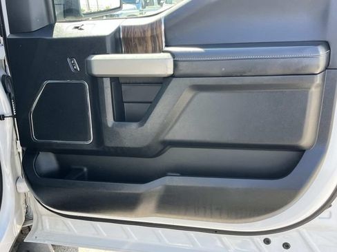 Used 2019 Ford F150 Lariat AWD/4WD image 24