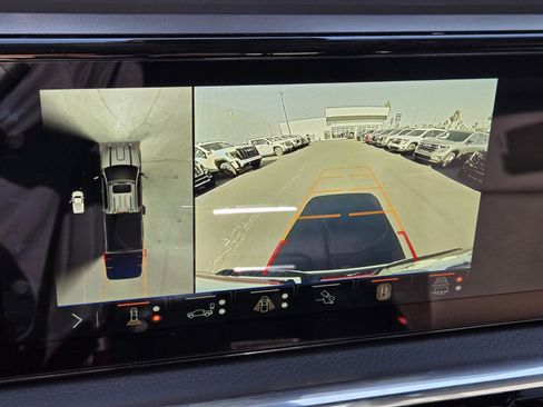 New 2024 GMC Sierra 2500 Denali w/ Denali Reserve Package image 13