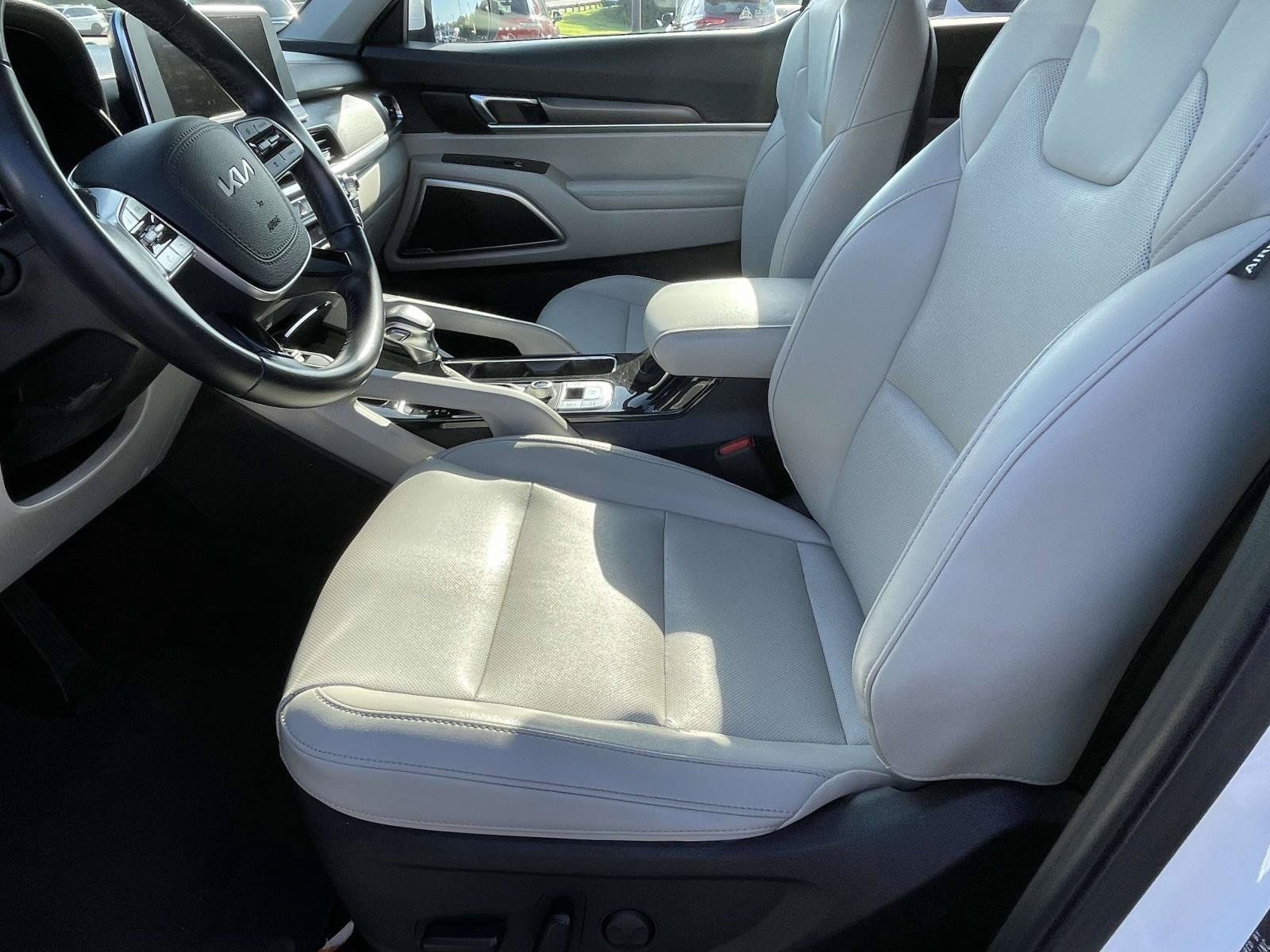 Used 2022 Kia Telluride S AWD/4WD image 13