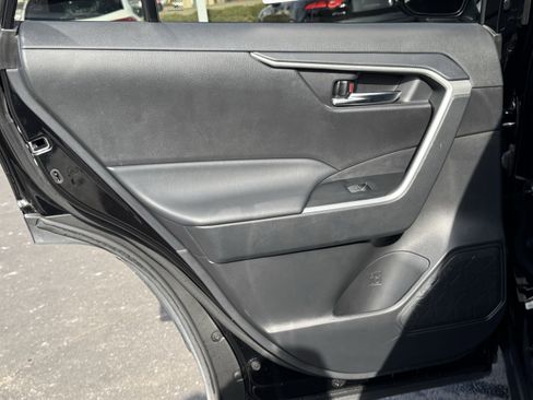 Used 2024 Toyota RAV4 AWD Hybrid image 31