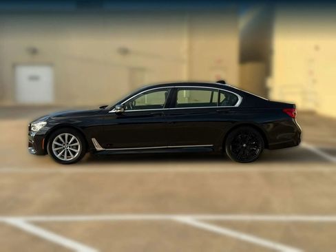Used 2016 BMW 750i xDrive image 5