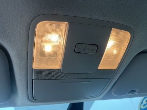 Used 2023 Kia Forte LXS image 32